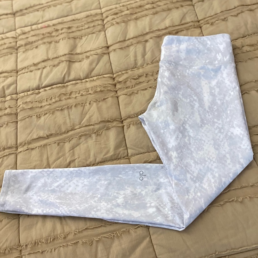 Alo Yoga | Vapor Python Airbrush Leggings NWOT - Picture 6 of 15